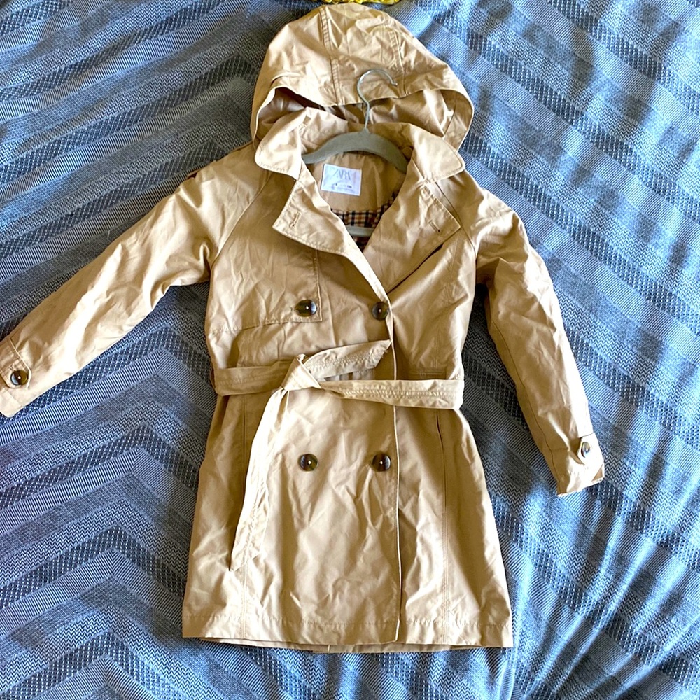 Zara Girls size 8 trench coat